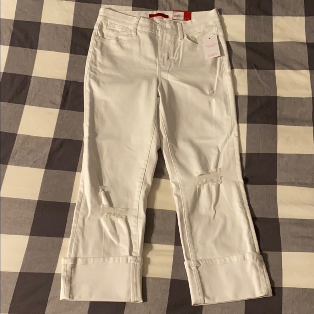 White Capri jeans women’s!!
